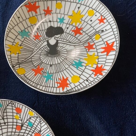 Vintage FRAGONARD PARFUMEUR Set 3 Festive Dancing Ladies Porcelain DESSERT PLATE - Picture 4 of 7